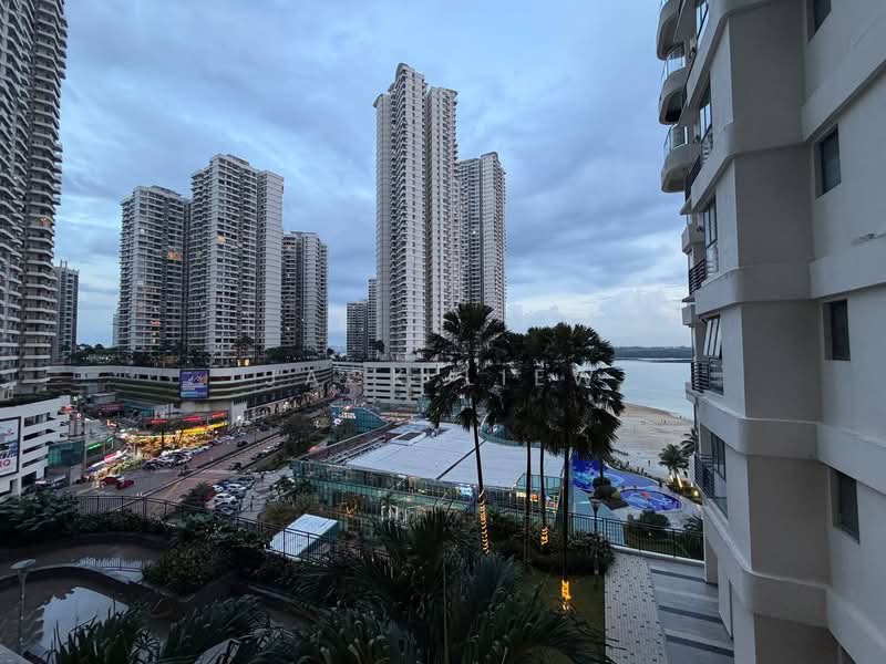 Condominium for Rent at Royal Strand @ Country Garden Danga Bay - Jack Liew - Exterior - PropertyGuru.com.my