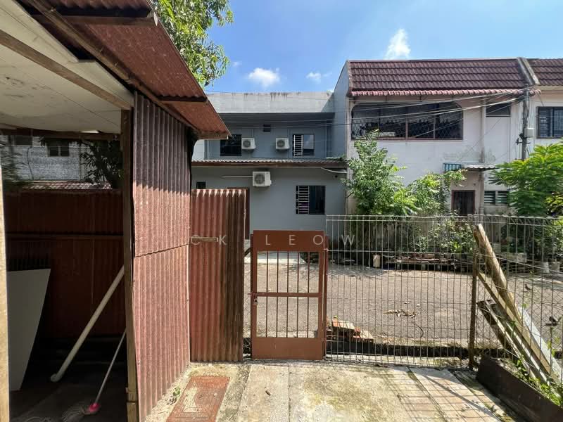 2-storey Terraced House for Rent in Taman Damai Jaya (Skudai) - Ck Leow - Exterior - PropertyGuru.com.my