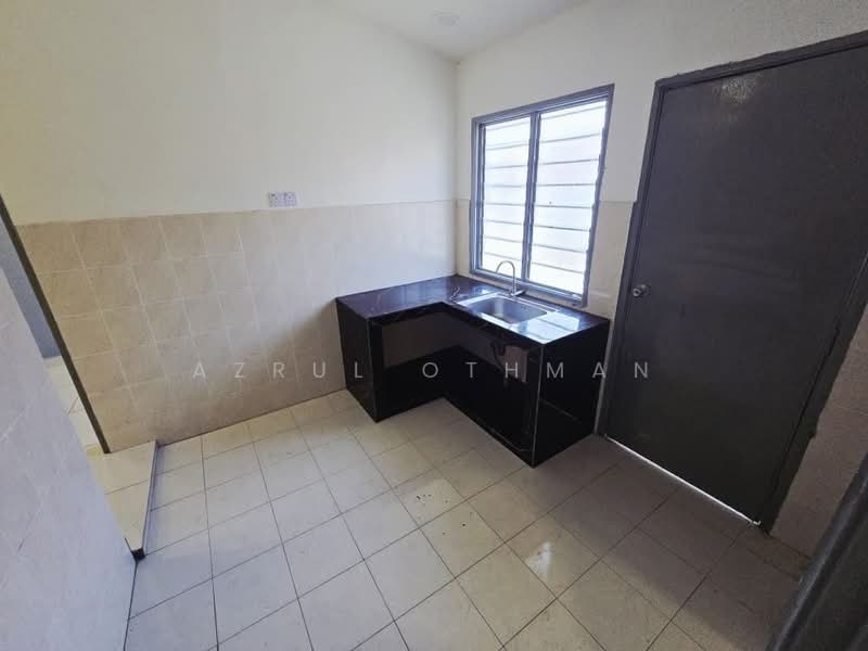 Rumah Teres 1 Tingkat untuk Dijual di Lukut (Negeri Sembilan) - Azrul Othman - PropertyGuru.com.my