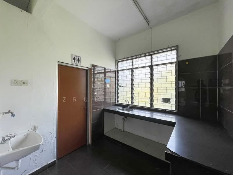 Rumah Teres 2 Tingkat untuk Dijual di Taman Desa Rasah (Rasah) - Azrul Othman - Kitchen - PropertyGuru.com.my