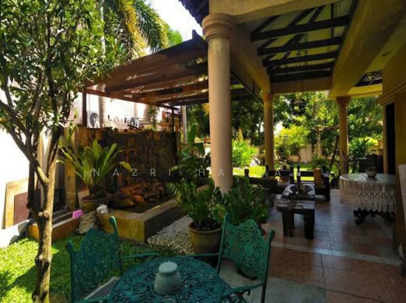 Bungalow for Sale in Seksyen 13 (Shah Alam) - Nazri Hassan - PropertyGuru.com.my