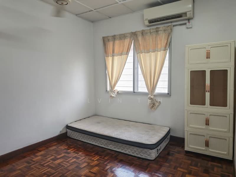 Rumah Teres 2 Tingkat untuk Disewa di Subang Jaya (Selangor) - Allvin Teh - Bedroom - PropertyGuru.com.my
