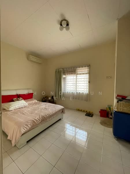 Rumah Teres 2 Tingkat untuk Disewa di Taman Tasik Puchong (Puchong) - Chong Shun Kae - Bedroom - PropertyGuru.com.my
