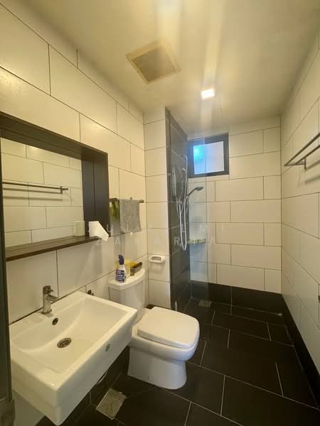 Kondominium untuk Dijual di Selayang 18 - Zulhilmi Zakaria - Bathroom - PropertyGuru.com.my
