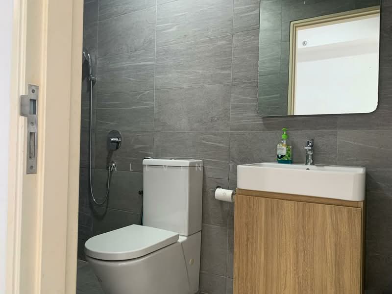 Service Residence for Sale at Aurora Suites @ Bukit Jalil - Allvin Teh - Bathroom - PropertyGuru.com.my