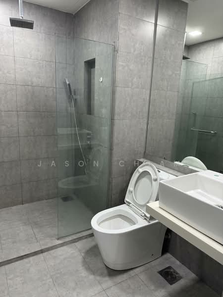 Servis Apartment untuk Disewa di Sky Park - Jason Chiam - Bathroom - PropertyGuru.com.my