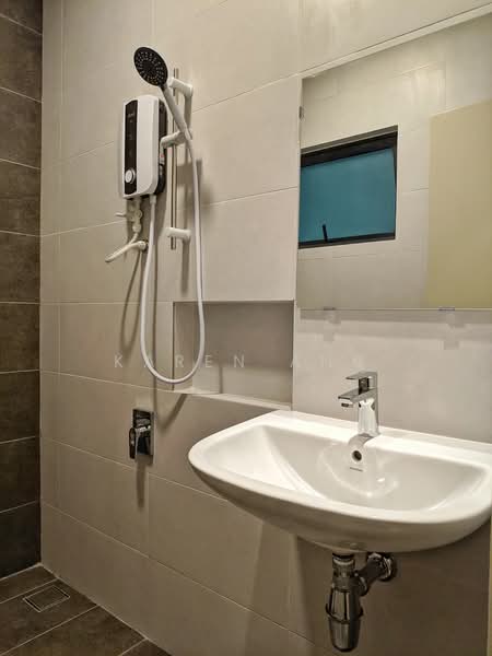 Kondominium untuk Dijual di Ara Sentral - Karen Ang - Bathroom - PropertyGuru.com.my