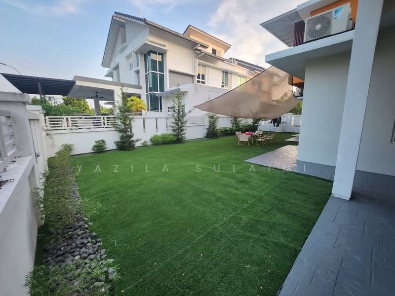 Rumah Berkembar untuk Dijual di Seksyen 17 (Shah Alam) - Yazila Sulaimi - Exterior - PropertyGuru.com.my