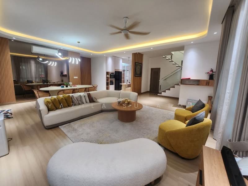 Rumah Berkembar untuk Dijual di Seksyen 17 (Shah Alam) - Yazila Sulaimi - Living Room - PropertyGuru.com.my