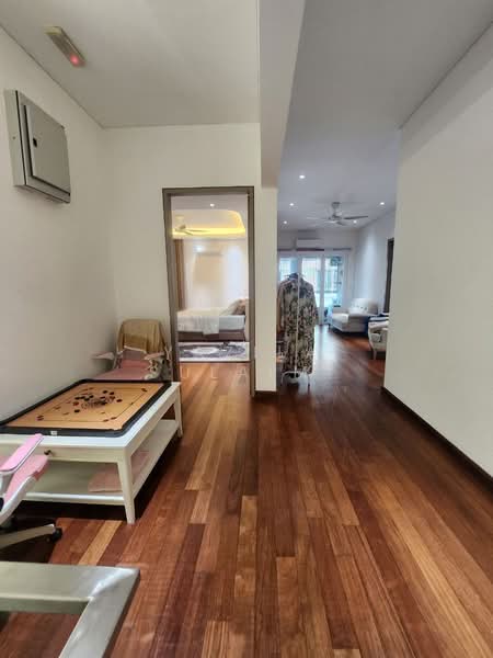 Rumah Berkembar untuk Dijual di Seksyen 17 (Shah Alam) - Yazila Sulaimi - Corridor - PropertyGuru.com.my