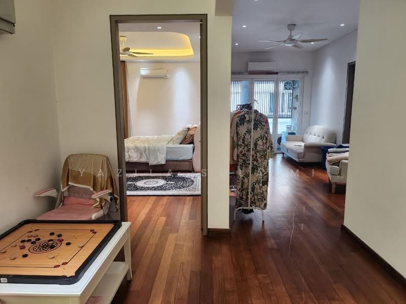 Rumah Berkembar untuk Dijual di Seksyen 17 (Shah Alam) - Yazila Sulaimi - Bedroom - PropertyGuru.com.my