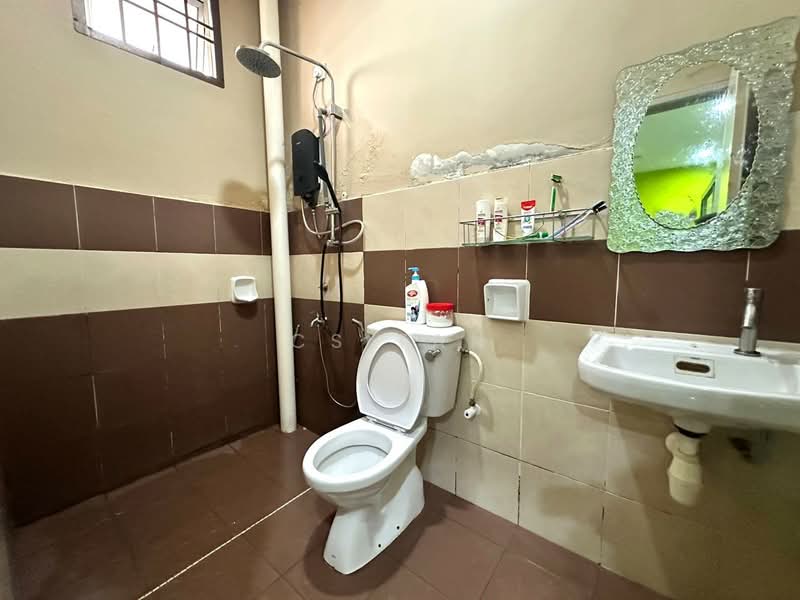 2-storey Terraced House for Sale in Taman Nusa Indah (Iskandar Puteri (Nusajaya)) - CS Tan - Bathroom - PropertyGuru.com.my