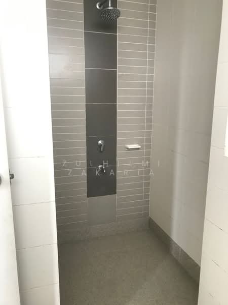 2-storey Terraced House for Rent in Presint 11 (Putrajaya) - Zulhilmi Zakaria - Bathroom - PropertyGuru.com.my