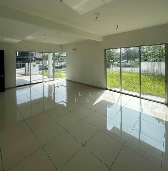 Rumah Teres 2 Tingkat untuk Dijual di Kota Kemuning (Shah Alam) - Kok Leong Chan - Living Room - PropertyGuru.com.my
