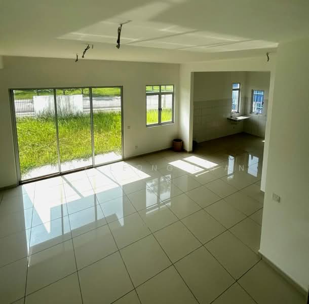 Rumah Teres 2 Tingkat untuk Dijual di Kota Kemuning (Shah Alam) - Kok Leong Chan - Living Room - PropertyGuru.com.my