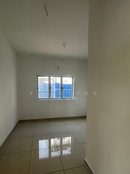 Rumah Teres 2 Tingkat untuk Dijual di Kota Kemuning (Shah Alam) - Kok Leong Chan - Guest Room at Grd Flr - PropertyGuru.com.my