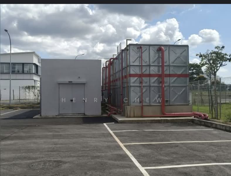 Kilang untuk Dijual di Bandar Baru Enstek (Bandar Enstek) - Henry Chew - Exterior - PropertyGuru.com.my