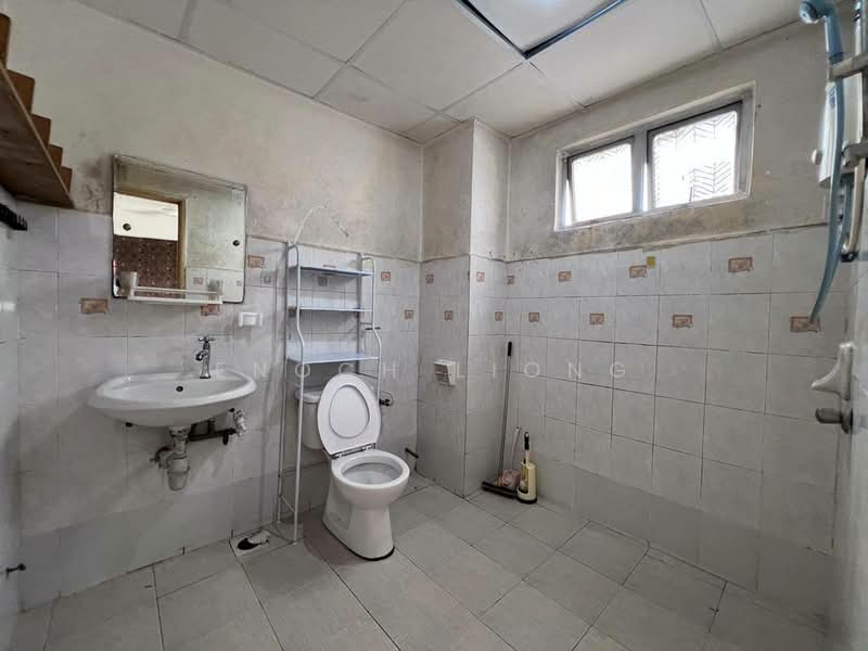 Kondominium untuk Disewa di Dwi Mahkota - Enoch Liong - Bathroom - PropertyGuru.com.my