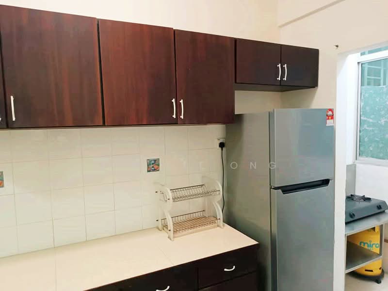 Apartment for Rent at University Place (Plaza Ivory) - Jinelle Ong - Kitchen - PropertyGuru.com.my