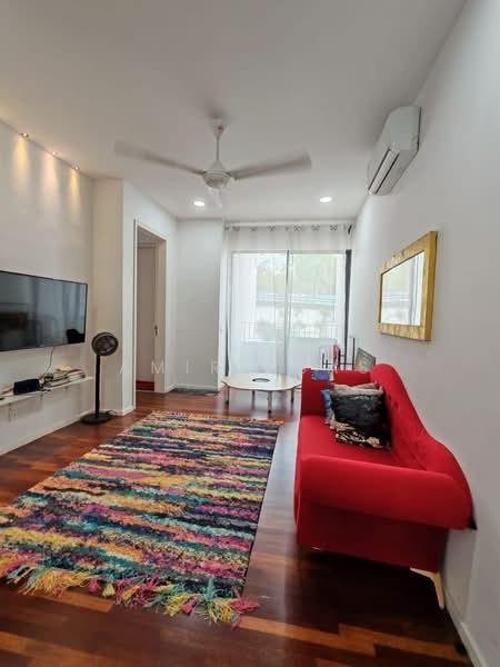 Rumah Teres untuk Dijual di Tamansari (Rawang) - Amir Abas - Living Room - PropertyGuru.com.my