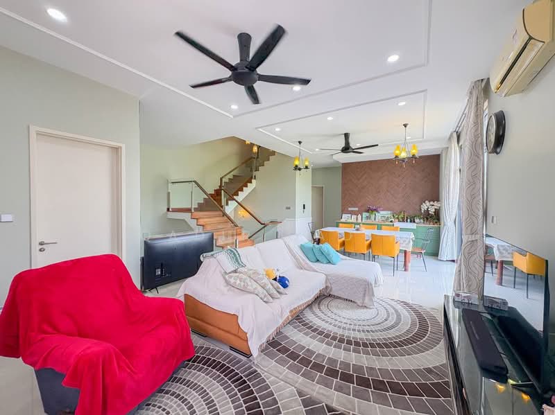 Semi-Detached House for Sale in Taman Equine (Seri Kembangan) - Qadir Qadir - PropertyGuru.com.my