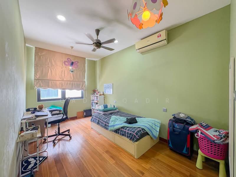 Semi-Detached House for Sale in Taman Equine (Seri Kembangan) - Qadir Qadir - PropertyGuru.com.my