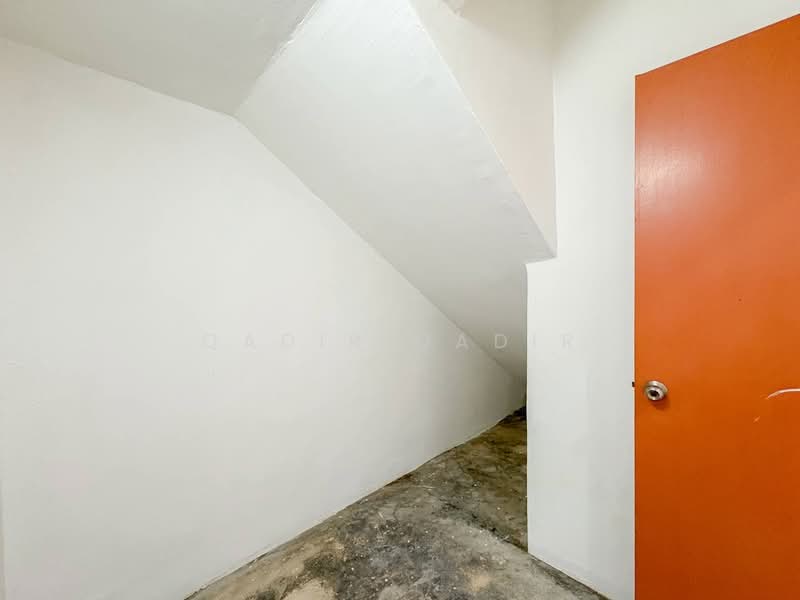2.5-storey Terraced House for Sale in Taman Equine (Seri Kembangan) - Qadir Qadir - PropertyGuru.com.my