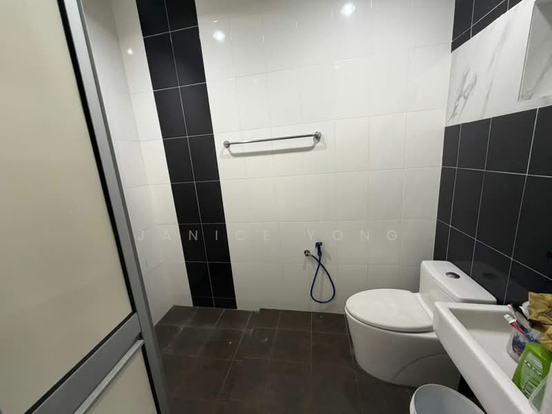 Rumah Teres 1 Tingkat untuk Dijual di Kluang (Johor) - Janice Yong - Bathroom - PropertyGuru.com.my