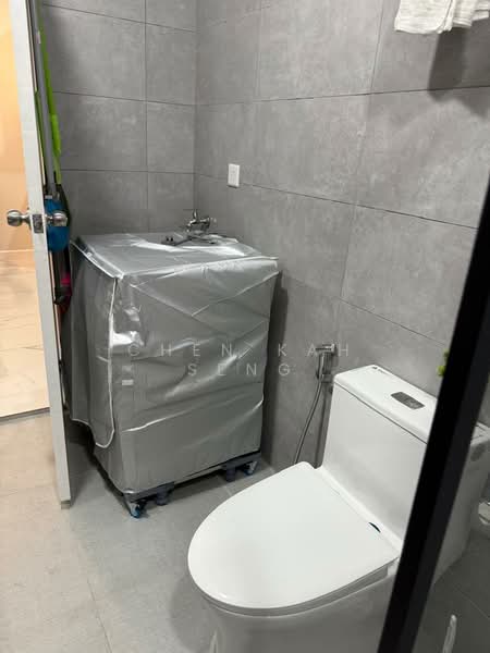 Service Residence for Rent at Cubic Botanical - Chen Kah Seng - Bathroom - PropertyGuru.com.my