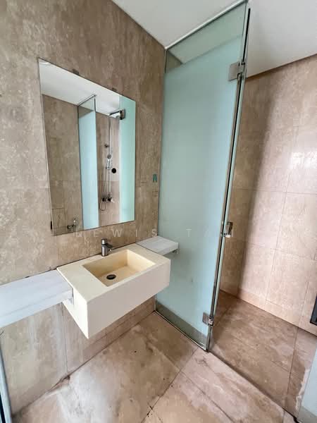 Kondominium untuk Disewa di The Fennel - Lewis Tam - Bathroom - PropertyGuru.com.my