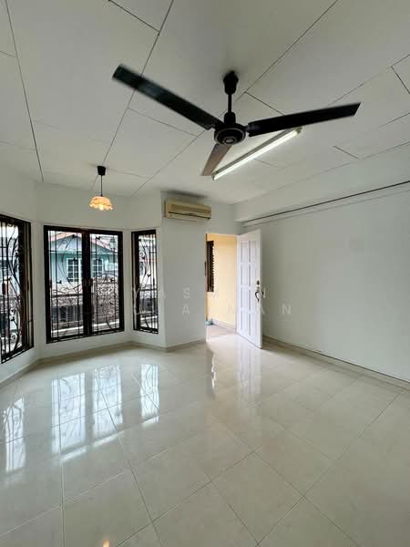 Rumah Teres untuk Dijual di Batu Caves (Selangor) - Yasmin Sulaiman - PropertyGuru.com.my