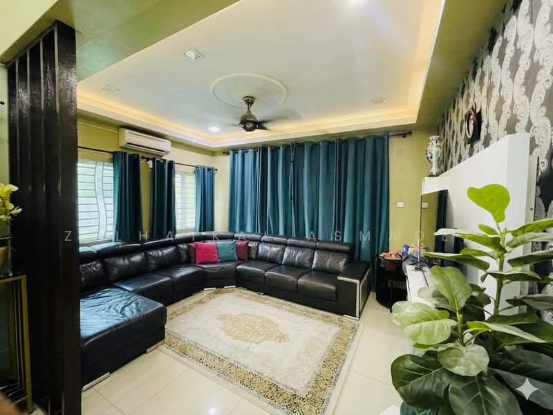 Semi-Detached House for Sale in Jalan Kebun (Klang) - Zulhaikal Asmadee - Living Room - PropertyGuru.com.my