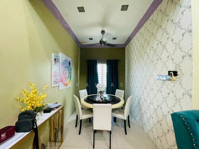 Semi-Detached House for Sale in Jalan Kebun (Klang) - Zulhaikal Asmadee - Dining Room - PropertyGuru.com.my