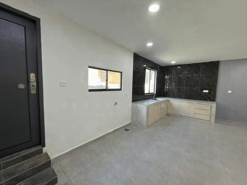 2-storey Terraced House for Sale in Taman Molek (Johor Bahru) - Bernice Gan - PropertyGuru.com.my