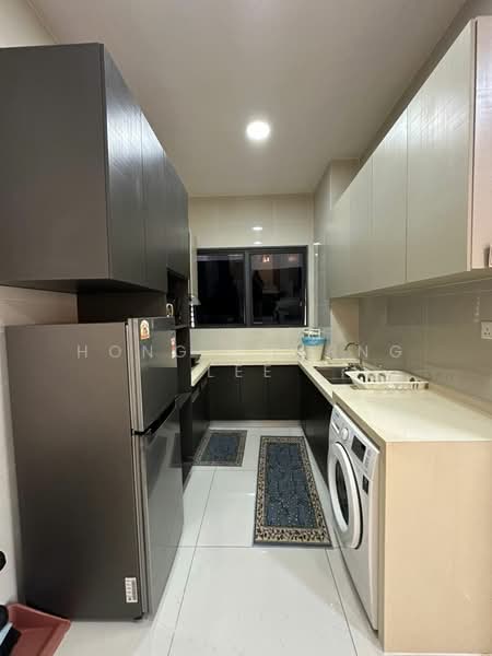 Condominium for Rent at Kings Bay @ Country Garden Danga Bay - Hong Charng Lee - Kitchen - PropertyGuru.com.my