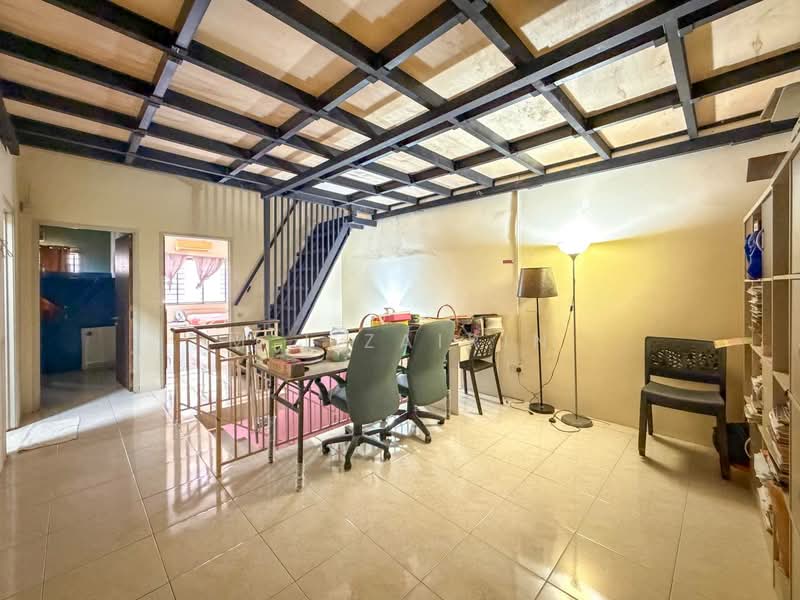 2-storey Terraced House for Sale in Bandar Nusaputra (Puchong) - M.J Zairin - Interior - PropertyGuru.com.my