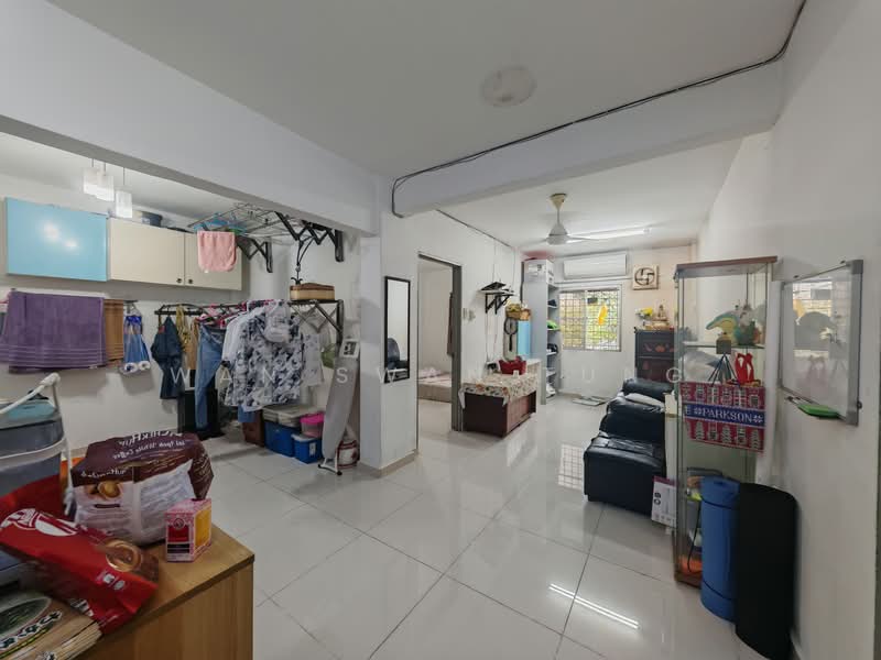 Rumah Flat untuk Dijual di Pangsapuri Intan - Vera Tung - Living Room - PropertyGuru.com.my
