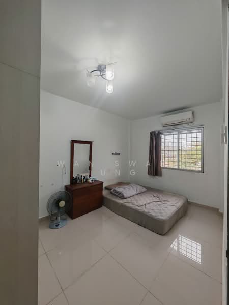 Rumah Flat untuk Dijual di Pangsapuri Intan - Vera Tung - Bedroom - PropertyGuru.com.my