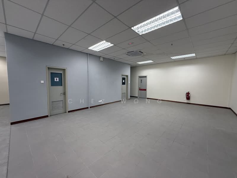 Warehouse for Rent in Seksyen 33 (Shah Alam) - Chez Wong - Interior - PropertyGuru.com.my