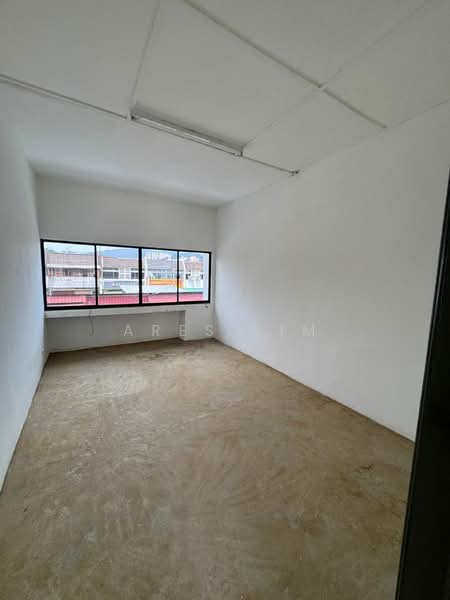 Shop / Office for Rent in Kepong (Kuala Lumpur) - Ares Lim - Interior - PropertyGuru.com.my