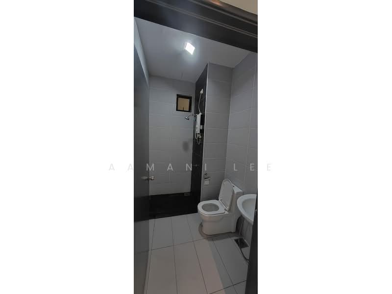 Shop / Office for Rent in Taman Austin Perdana (Tebrau) - Aamani Lee - Bathroom - PropertyGuru.com.my