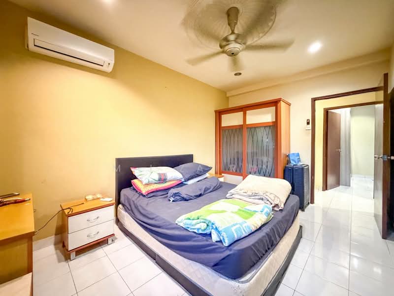 Apartment for Sale at Permata Heights Apartment - M.J Zairin - Bedroom - PropertyGuru.com.my