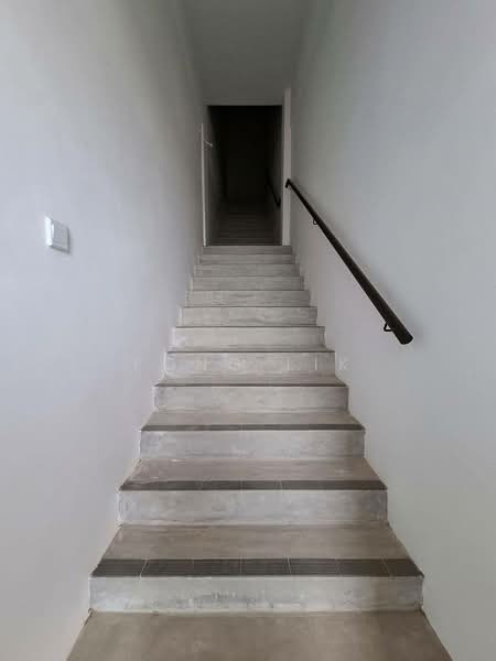 Kedai / Pejabat untuk Disewa di Kota Masai (Pasir Gudang) - Fong Lik - Corridor - PropertyGuru.com.my