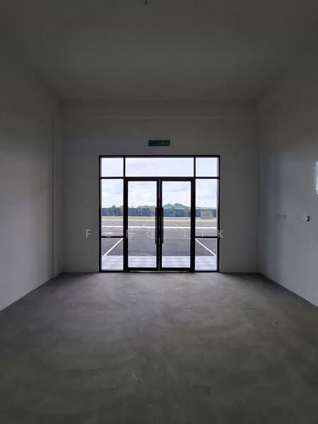 Kedai / Pejabat untuk Disewa di Kota Masai (Pasir Gudang) - Fong Lik - Entrance - PropertyGuru.com.my