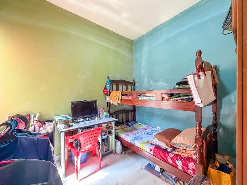 Townhouse for Sale in Kajang (Selangor) - M.J Zairin - Bedroom - PropertyGuru.com.my