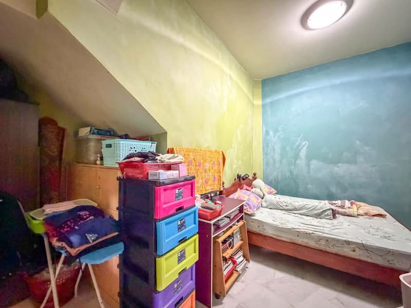 Townhouse for Sale in Kajang (Selangor) - M.J Zairin - Bedroom - PropertyGuru.com.my