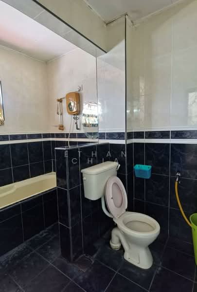 2-storey Terraced House for Sale in Taman Seri Taming (Cheras) - Ethan Chia - Bathroom - PropertyGuru.com.my