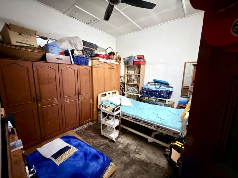 1-storey Terraced House for Sale in Kelana Jaya (Petaling Jaya) - Ahmad Fadlee - PropertyGuru.com.my