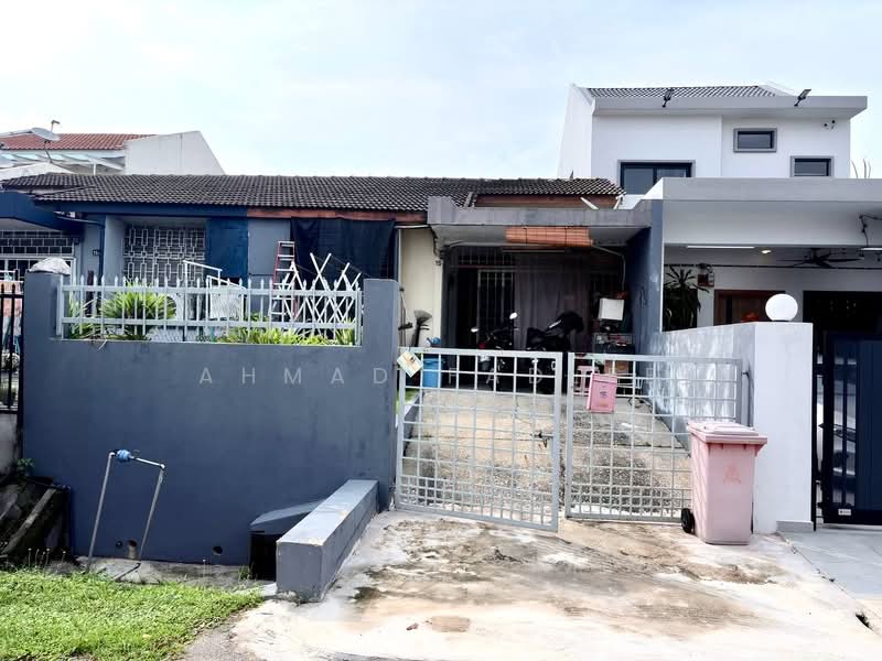 1-storey Terraced House for Sale in Kelana Jaya (Petaling Jaya) - Ahmad Fadlee - PropertyGuru.com.my