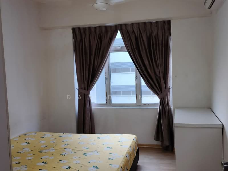 Servis Apartment untuk Dijual di Larkin Heights - David Ong - Bedroom - PropertyGuru.com.my